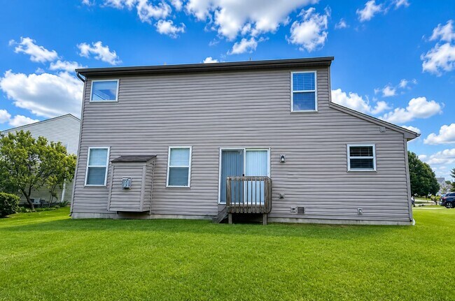 Building Photo - 5095 Oak Creek Trail