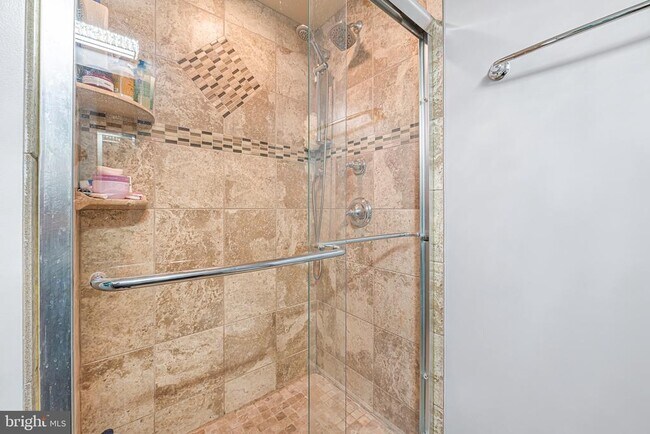 Building Photo - 25921 Largo Ct