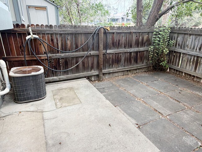 Building Photo - 3070 W 107th Pl