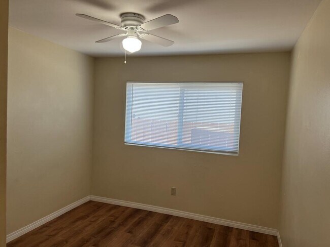 Building Photo - 835 McLain St