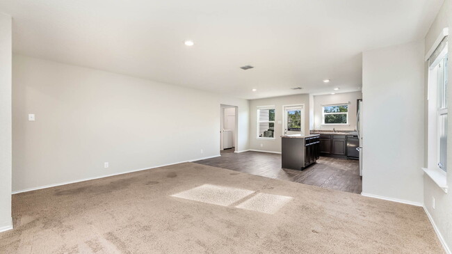 Building Photo - 206 Moscovy Duck