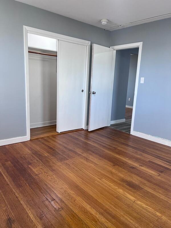 Building Photo - 508 Elm St