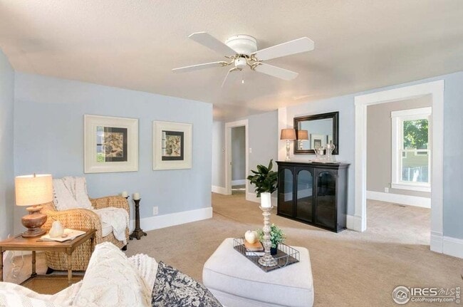 Building Photo - Beautiful 2-Bedroom, 2.5-Bath Townhome in ...