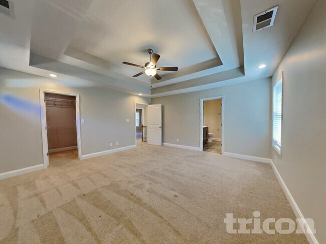 Building Photo - 189 Bonnell Dr