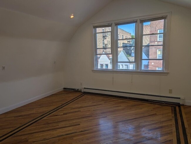 Building Photo - 63 Van Reypen St