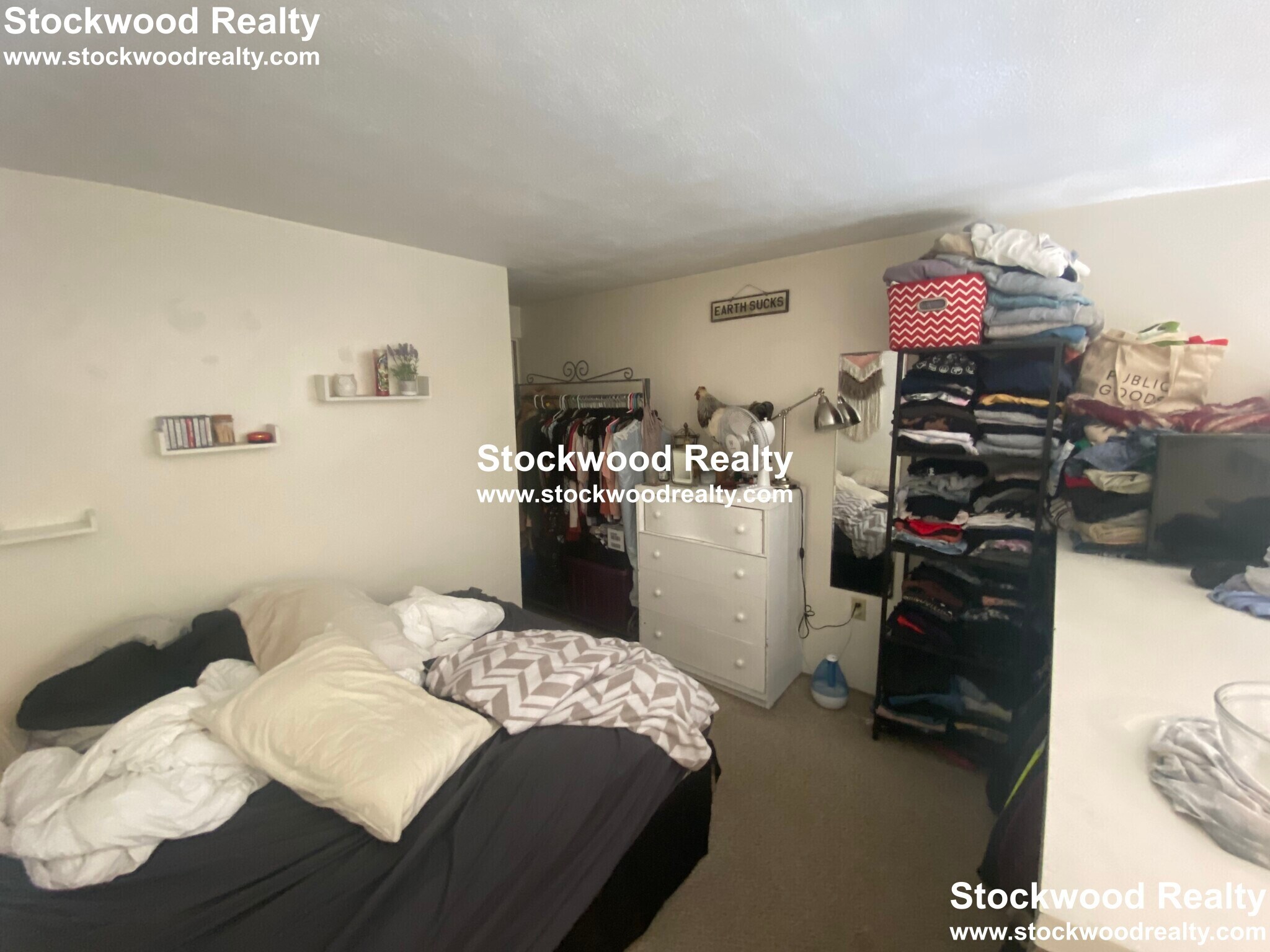 Building Photo - 382 Dorchester St