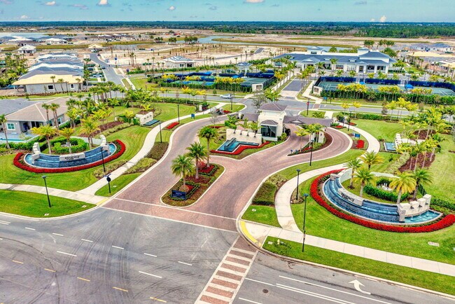 Building Photo - 9901 Regency Wy