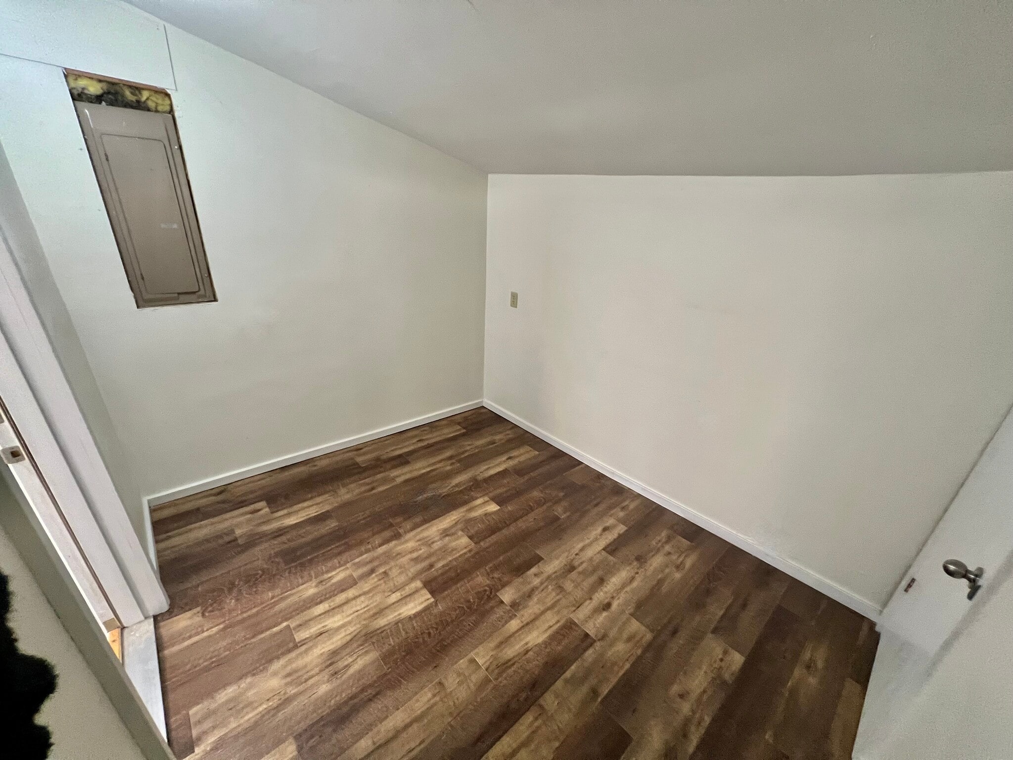 Mud Room - 1008 Main St