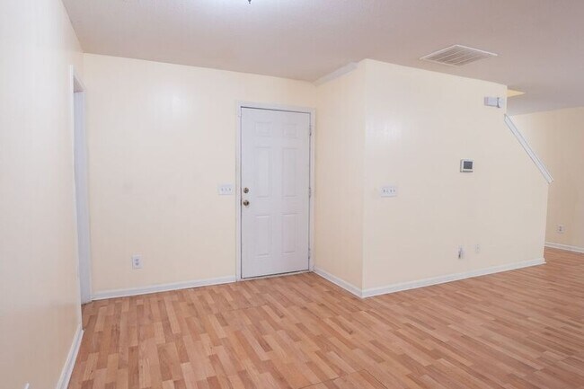 Building Photo - 7 Gimbal Cir