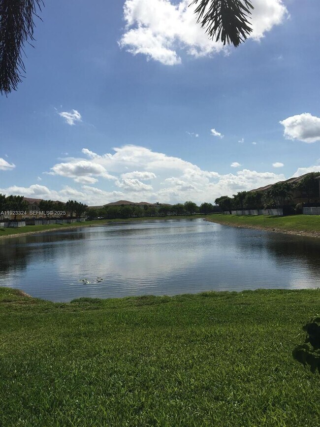 Building Photo - 10803 NW 83rd St