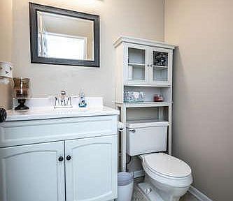 Half bath on main level - 4116 Cj Cir SE