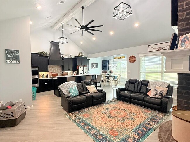 Building Photo - 2276 County Rd 1333