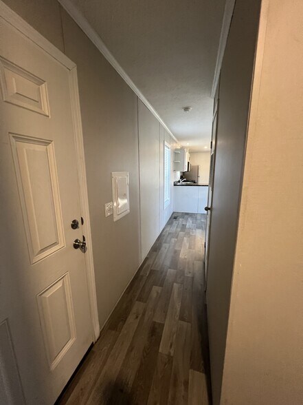 Building Photo - 58 Joymar Dr