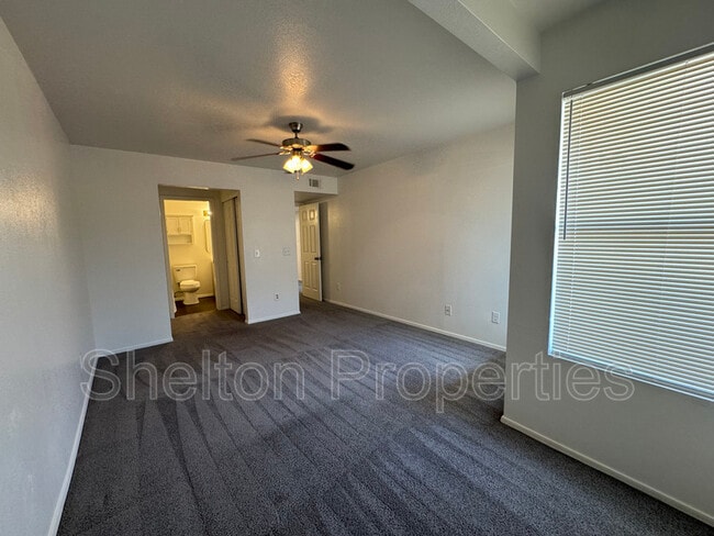 Building Photo - 1331 W Baseline Rd