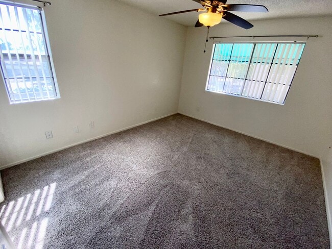 Building Photo - 2 Bedroom 2 Bath in Mesa