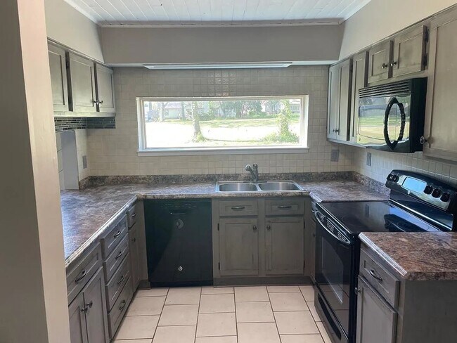 Building Photo - 3090 Barley Mills Cir