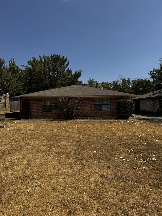 Building Photo - 2614 Bolivar St