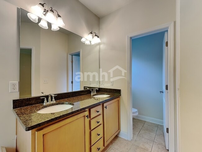 Building Photo - 101 Scottish Ave