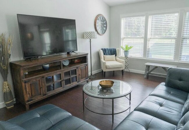 Building Photo - 550 Ridgeville Crossing Dr