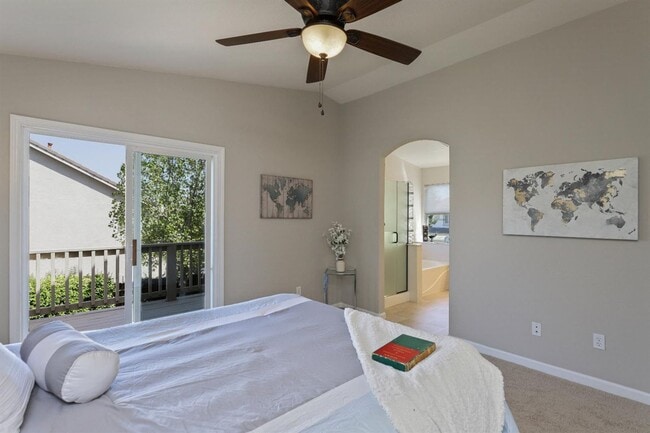 Building Photo - The home we have been looking For !