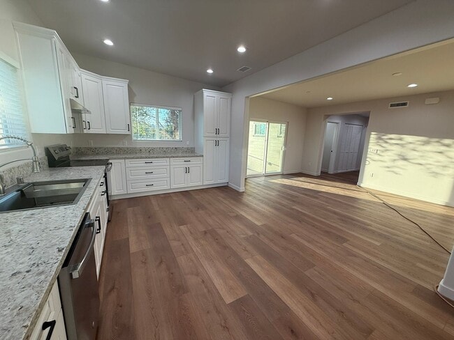 Building Photo - BRAND NEW BUILD 4BR/2.5BA Home in LAKESIDE available FOR RENT w/ RV parking and attached garage!