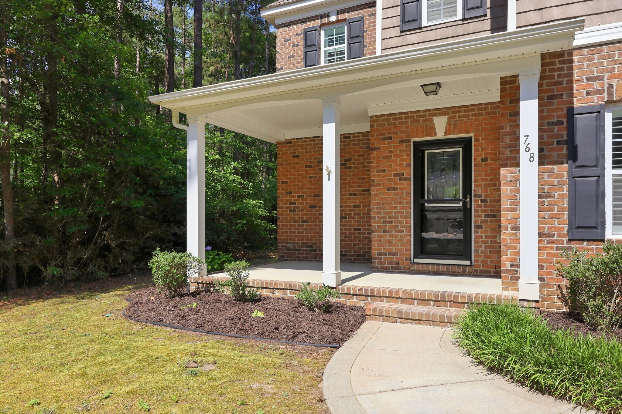 Building Photo - 768 Riverbirch Dr