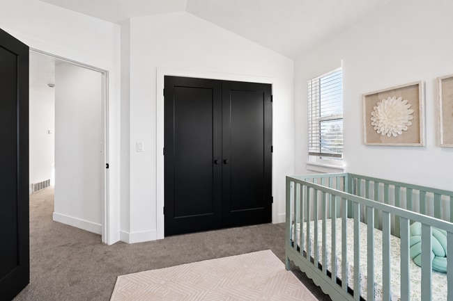 Building Photo - 6760 S 300 E