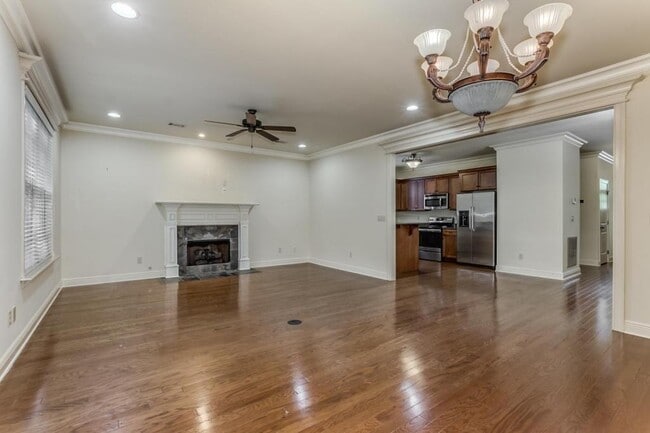 Building Photo - 2800 Belle Chase Ln