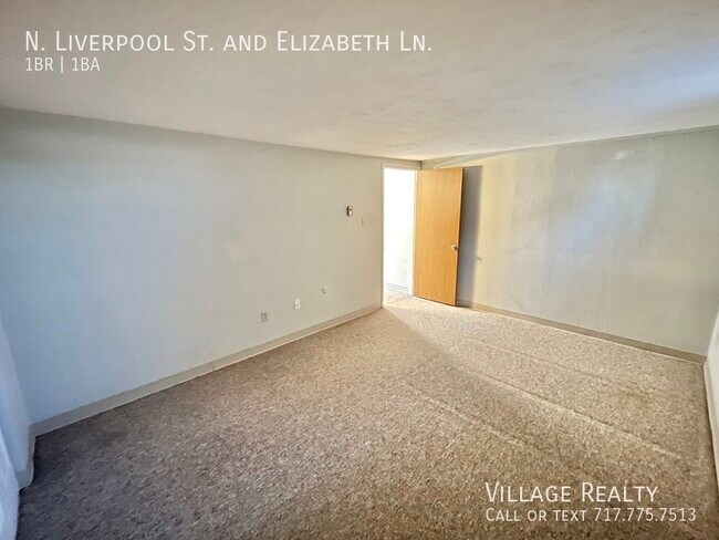 Building Photo - 55 N Liverpool St