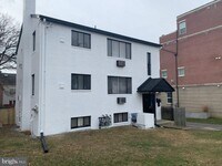 Building Photo - 4206 Washington Blvd