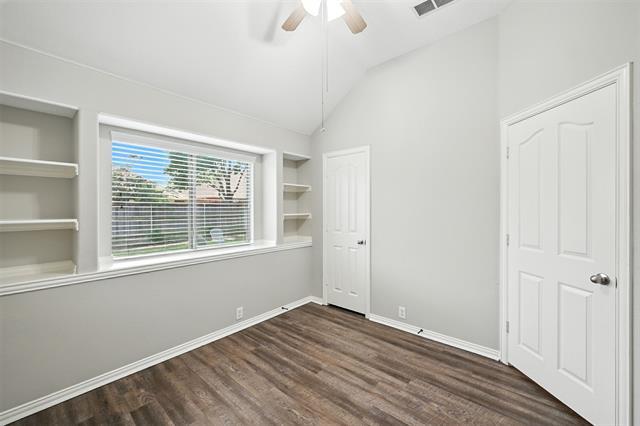 Building Photo - 2217 Kingsdale Ct