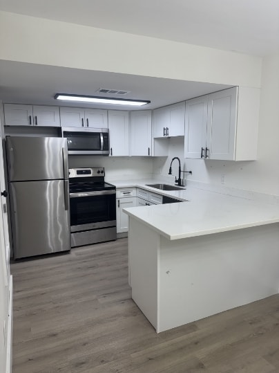 Building Photo - 350 S C St