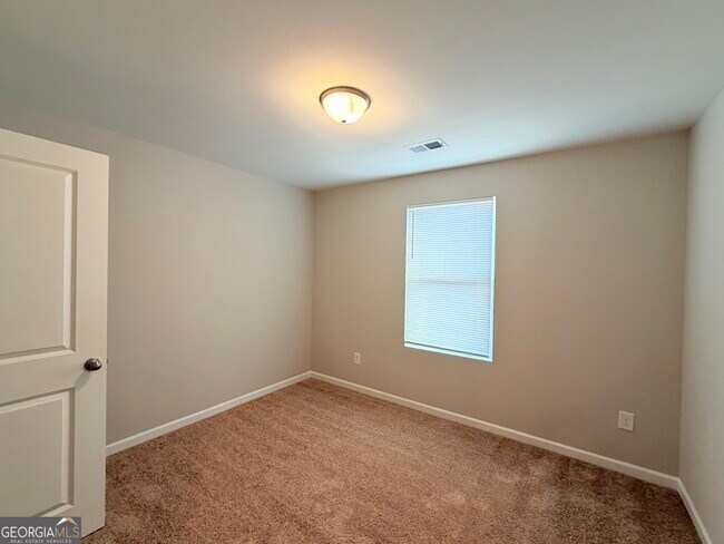 Building Photo - 301 Pescara Ct