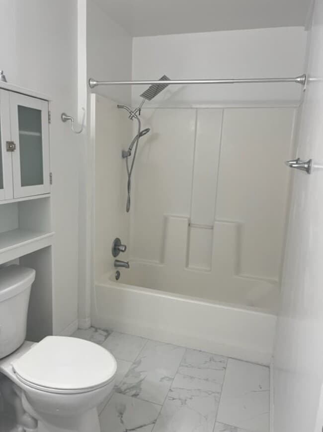 Building Photo - 1037 Apollo Beach Blvd