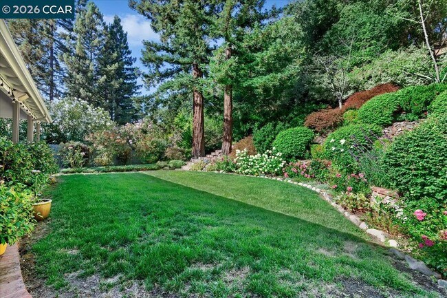 Building Photo - 539 Dalewood Dr