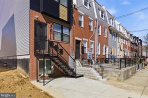 Building Photo - 2146 N Franklin St