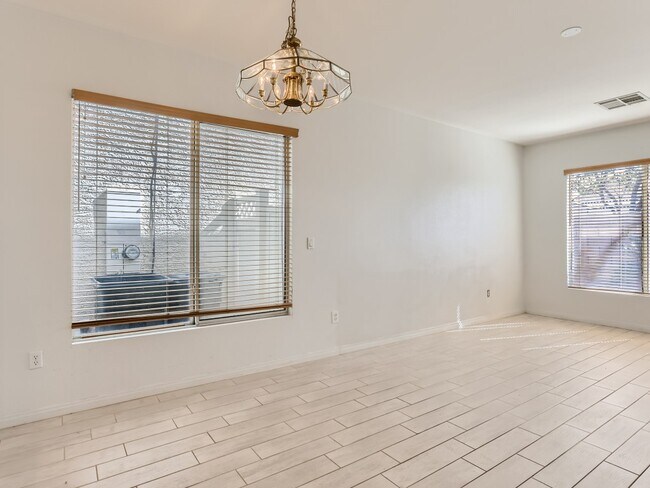 Building Photo - 8278 Annual Ridge St