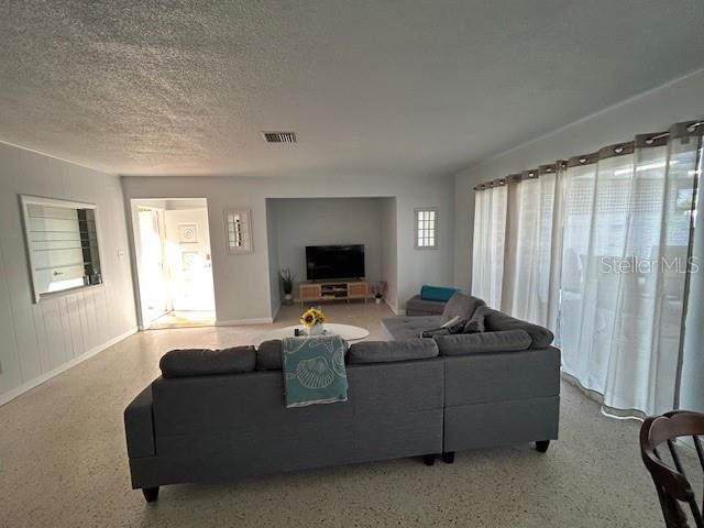 Building Photo - 6901 Gulf Winds Dr