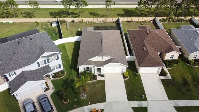 Building Photo - 15831 High Bell Pl
