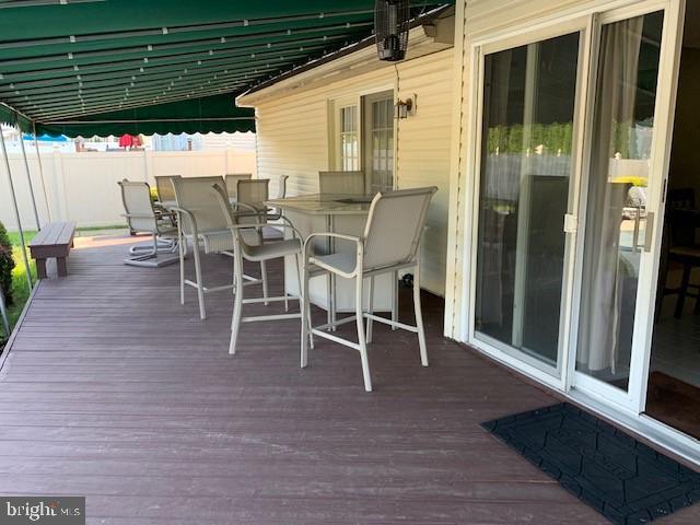 Building Photo - 401 Augusta Dr E