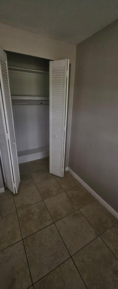 Building Photo - 1202 Summer St