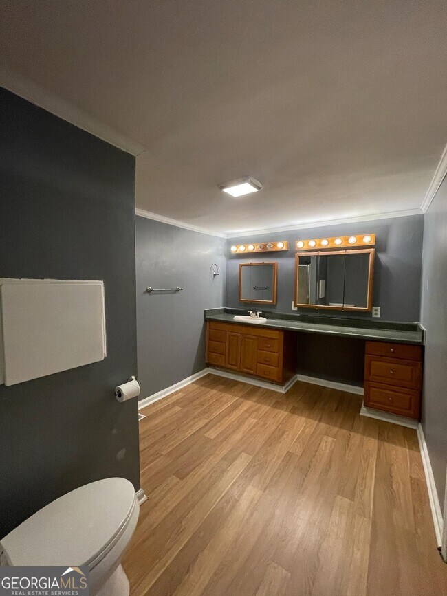 Building Photo - 103 Dwayne Dr