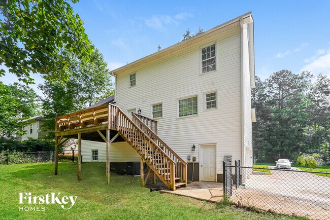 Building Photo - 129 Mill Pointe Trail