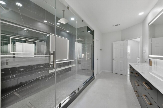 Building Photo - 2315 Bending Spring Dr