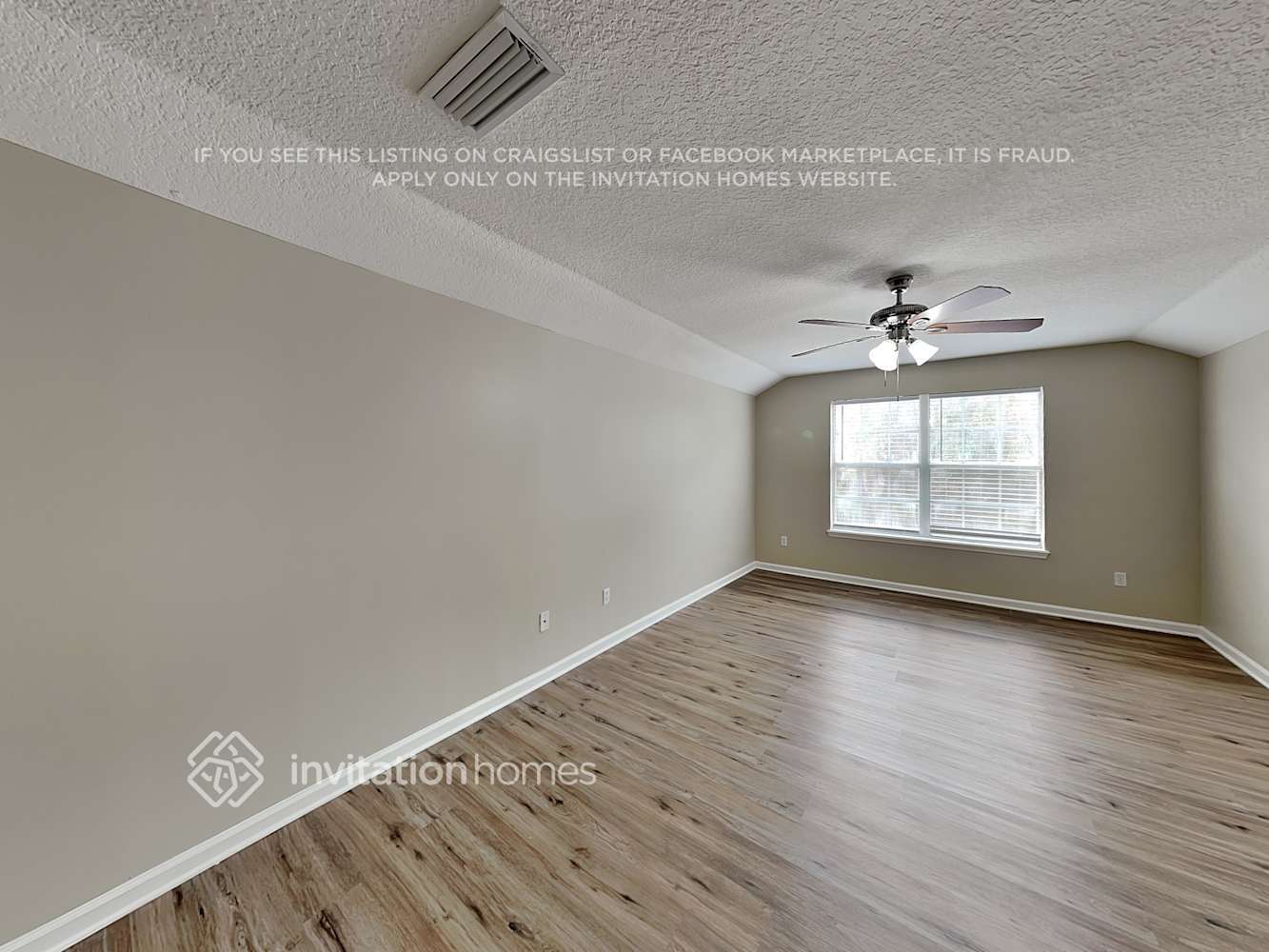 Building Photo - 1322 Ivyhedge Ave