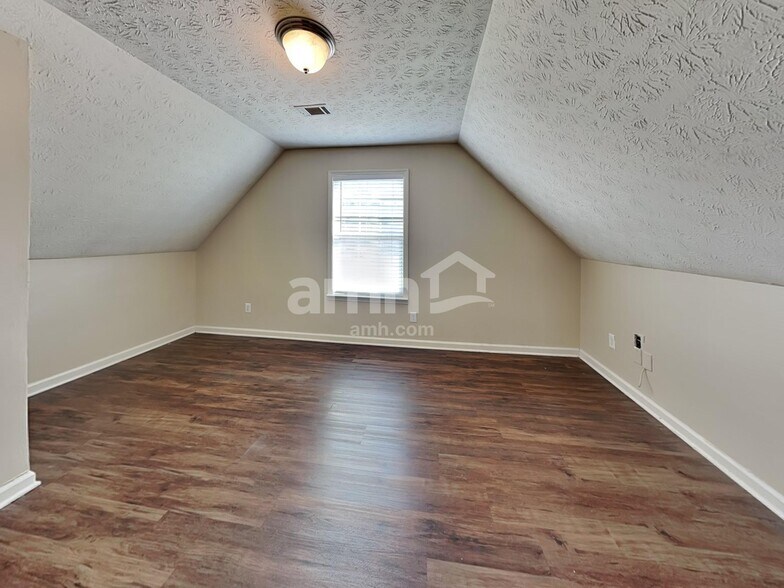 Building Photo - 3424 Pate Brook Ct