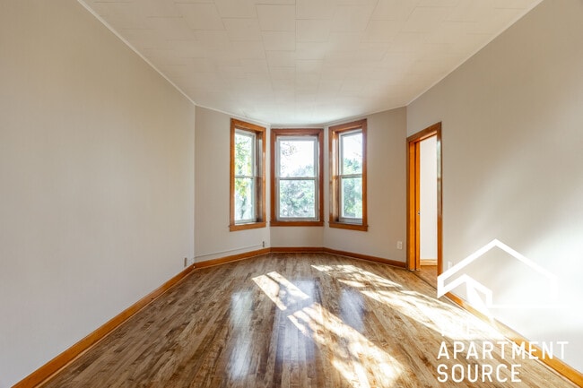 Building Photo - 2040 W Cullerton St