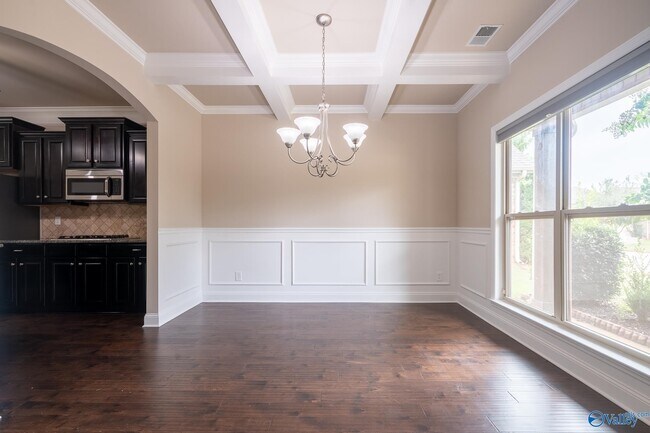 Building Photo - 110 Wolf Creek Trail SW