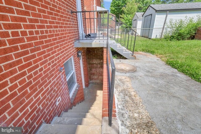 Building Photo - 4304 Wheeler Rd SE