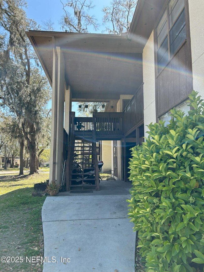 Building Photo - 460 Crabapple Ct